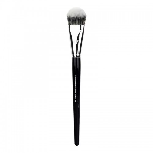 Single Black Vegan Foundation Powder Brush