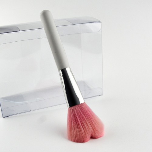 Free Sample Heart Shape Blush Brush with Premium Soft Synthetic Hair